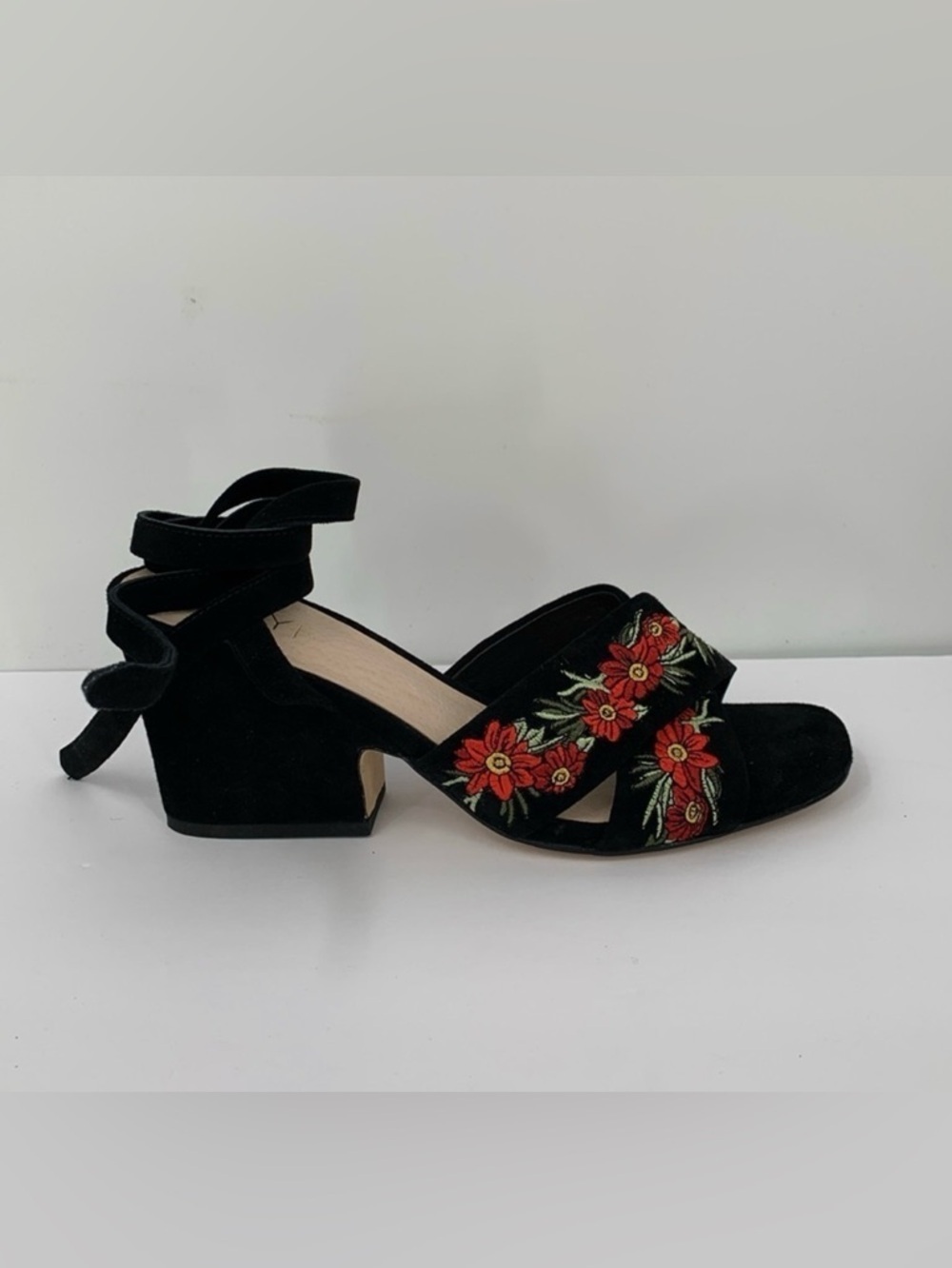 RAYE ankle tie sandals black suede leather embroidery red floral block heel 8.5
